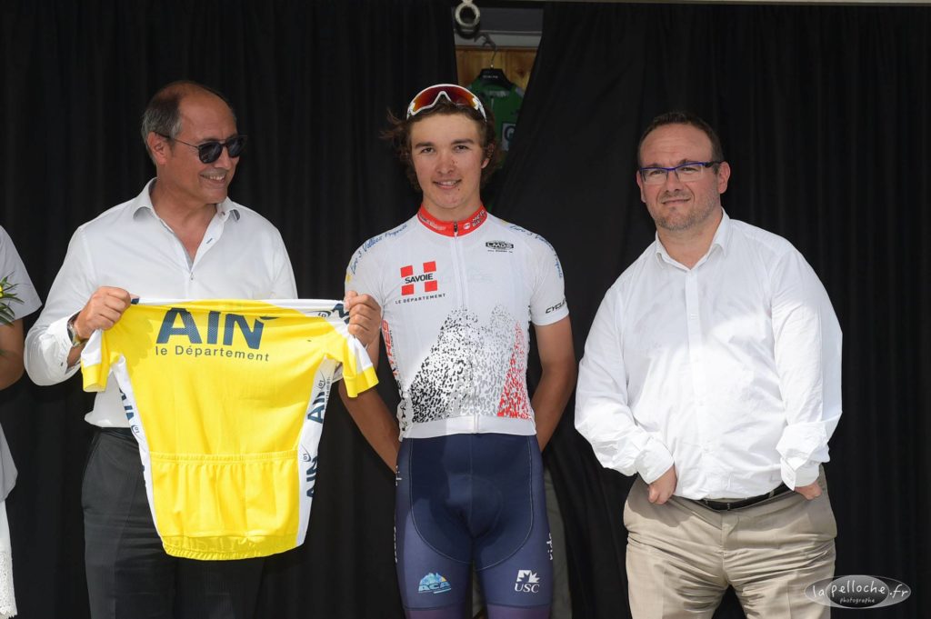 recoit_maillot_jaune_etape_1_ain_bugey_valromey_tour_2018
