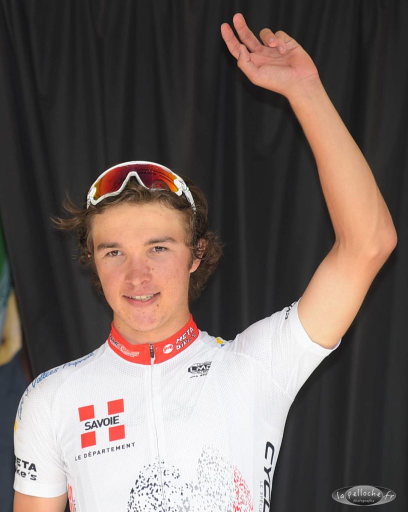 salut_maillot_jaune_etape_1_ain_bugey_valromey_tour_2018